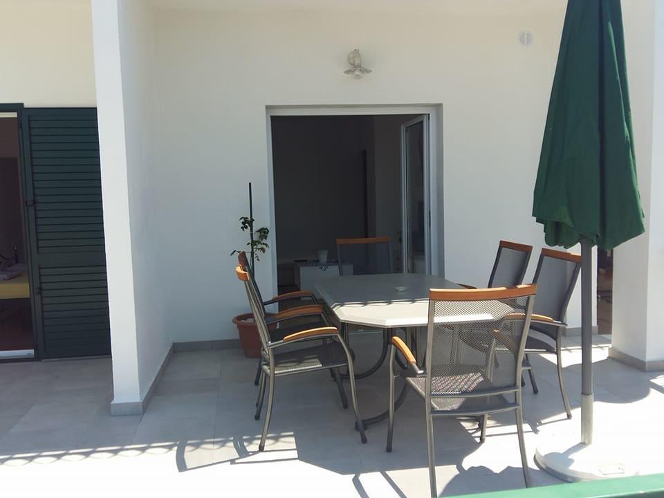 Apartments Tri Palme Baška Voda Buitenkant foto